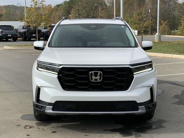 2025 Honda Pilot Touring 5