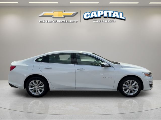 Used 2025 White Chevrolet LT image 6