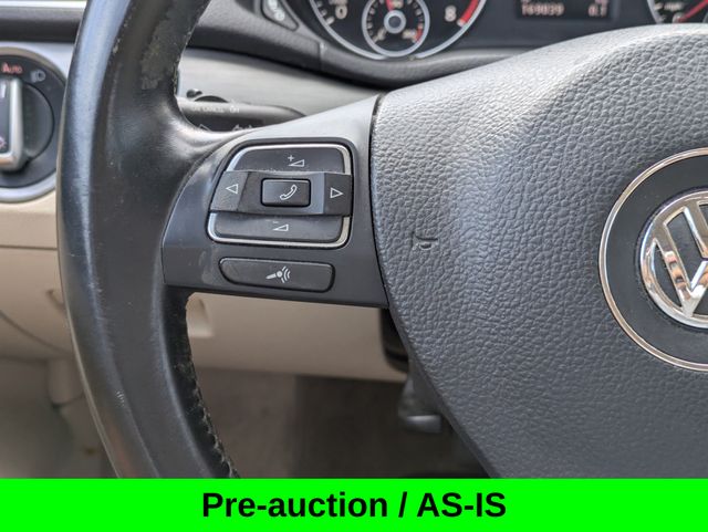 2014 Volkswagen Passat 1.8T SE
