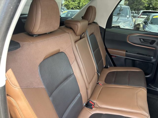 Used 2022 Black Ford Badlands image 9