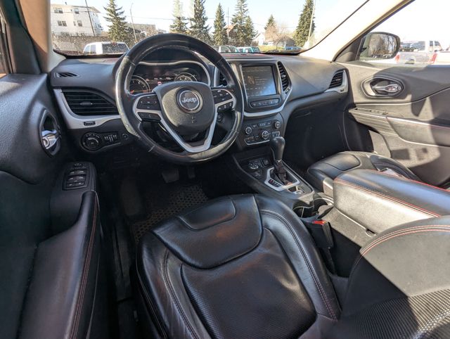 2015 Mango Tango Pearlcoat Jeep Cherokee Trailhawk 4X4 SUV