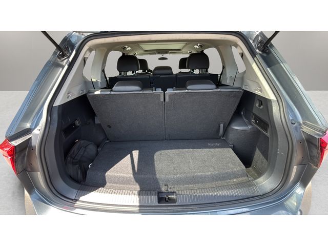 Used 2020 Gray Volkswagen 2.0T SE image 32