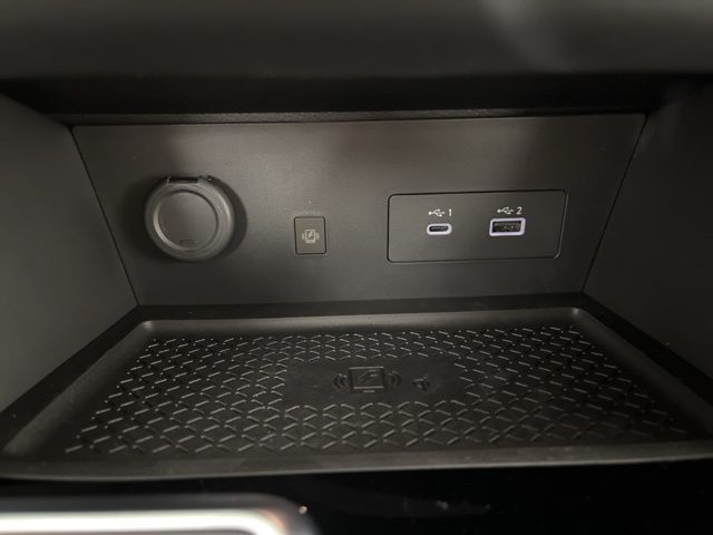 2025 Everest White Pearl Tricoat Nissan Pathfinder Platinum 4X4 SUV