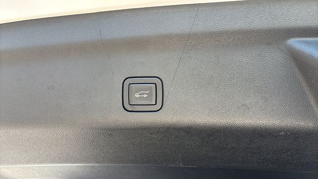 Used 2024 White Chevrolet RST image 36