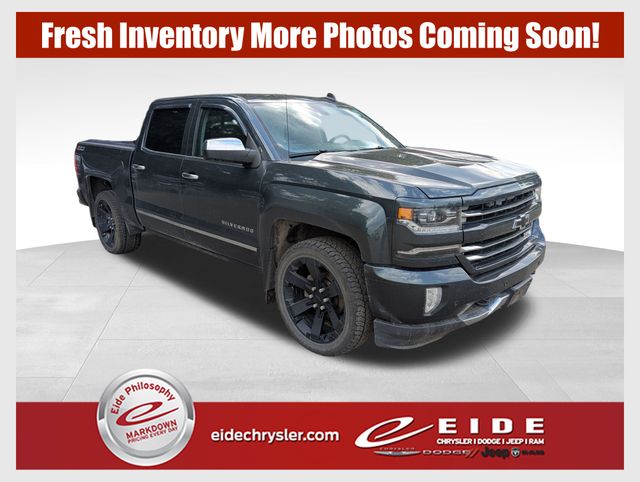  2017 Chevrolet Silverado 1500 LTZ Crew Cab 4WD   