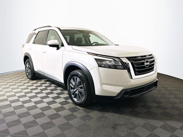 Pearl White Tricoat 2024 Nissan Pathfinder SV FWD SUV / Crossover Front-Wheel Drive 9-Speed Automatic
