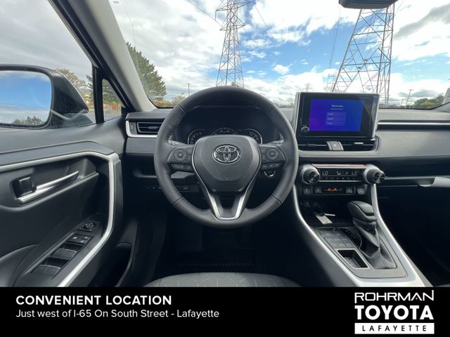 2024 Toyota RAV4 XLE 14