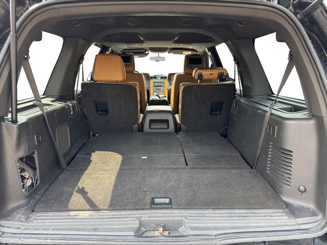 2011 Lincoln Navigator Base - Tuxedo Black Metallic exterior view 18