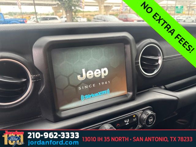 Used Car 2022 Jeep Gladiator  Overland For Sale Under $35,000 In San Antonio, Texas
