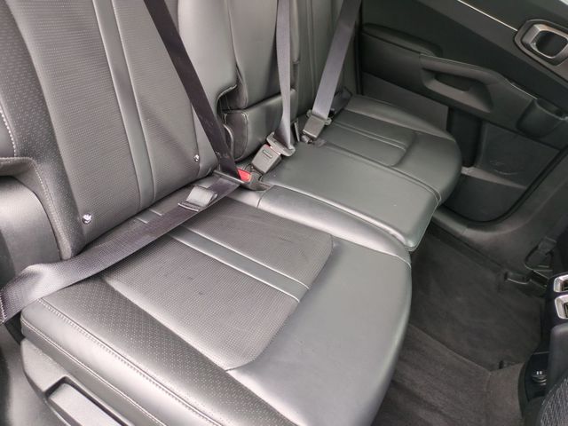 used 2024 Kia Sorento car, priced at $25,980