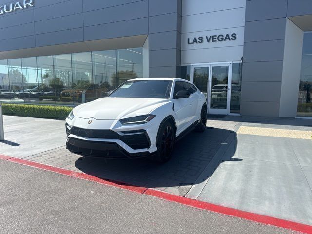 Bianco Monocerus Metallic 2022 Lamborghini Urus AWD SUV / Crossover All-Wheel Drive 8-Speed Automatic