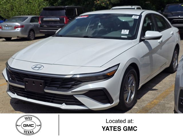 Serenity White 2024 Hyundai Elantra Sedan Front-Wheel Drive Continuously Variable Transmission