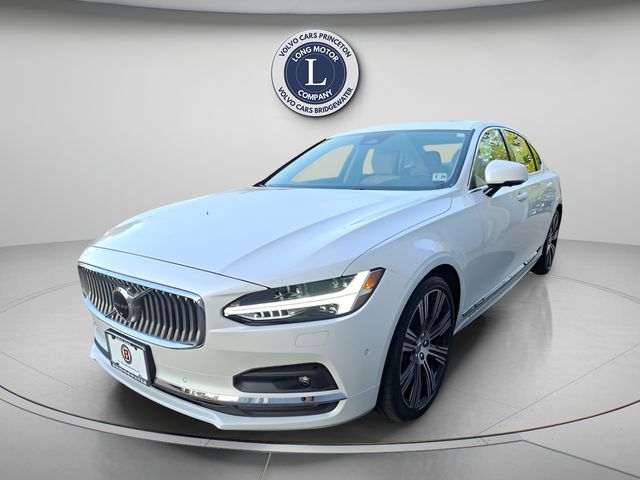 Crystal White 2024 Volvo S90 Sedan All-Wheel Drive Automatic