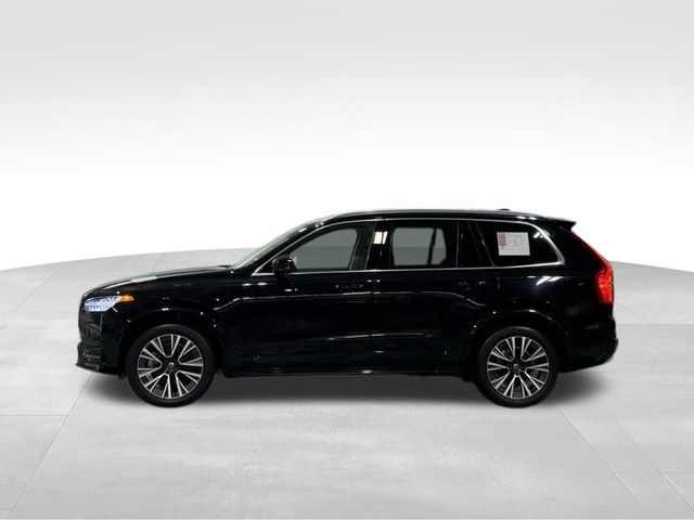 2022 Volvo XC90 T5 Momentum 2