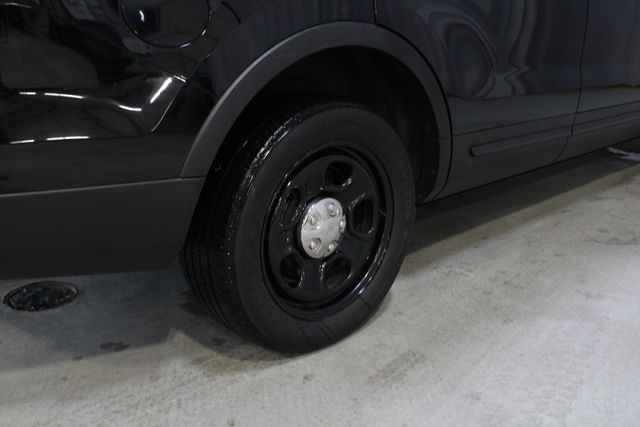 Used 2017 Black Ford Base image 23