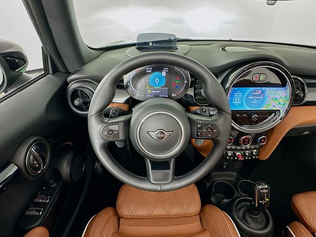 2022 MINI Cooper S Iconic 10