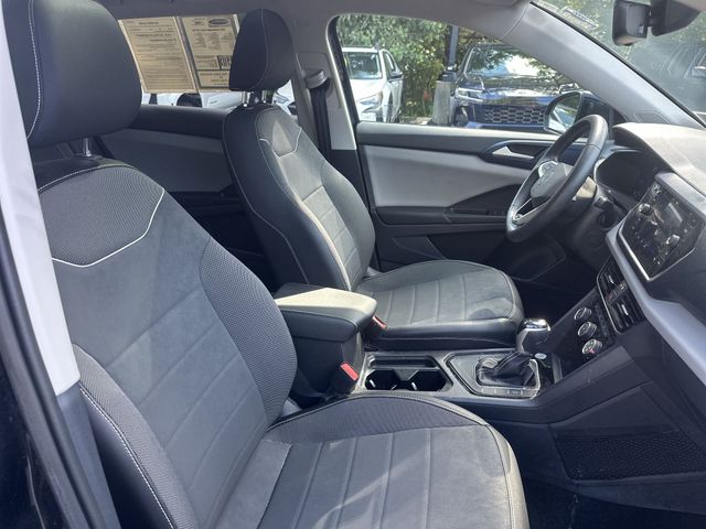 Certified Used 2023 Black Volkswagen 1.5T SE image 29