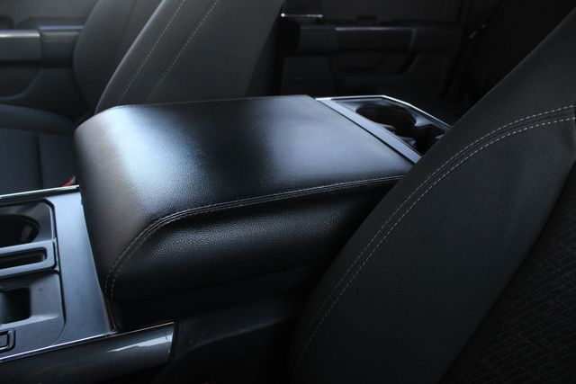 Used 2022 Blue Ford XLT image 18