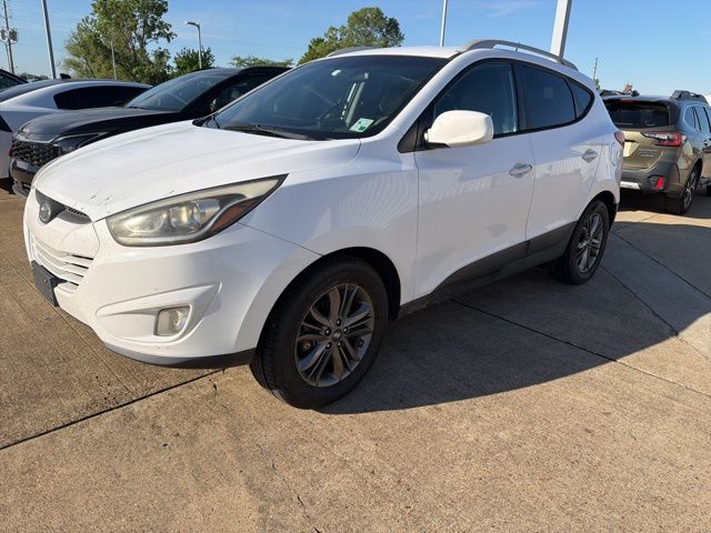 Winter White 2014 Hyundai Tucson SE FWD SUV / Crossover Front-Wheel Drive 6-Speed Automatic Overdrive