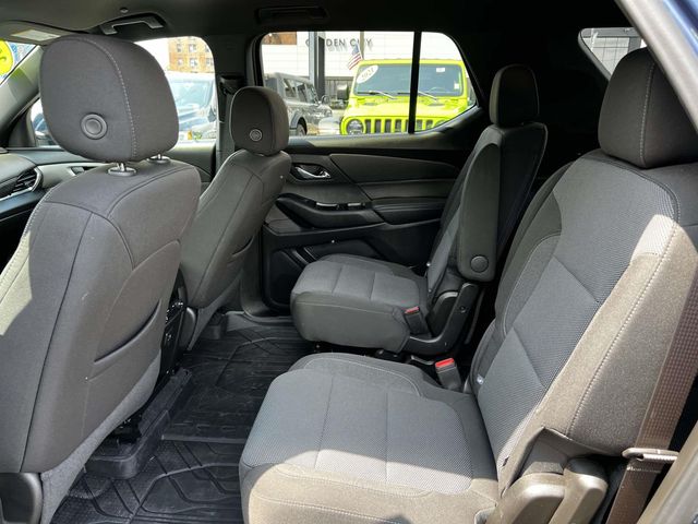 Used 2023 Chevrolet Traverse SUV