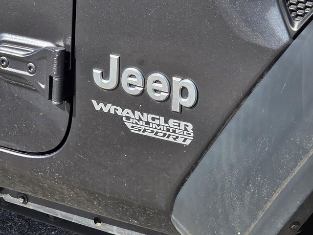 Used 2018 Jeep Wrangler SUV