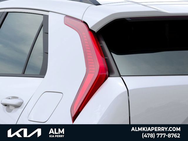 2025 Kia Niro LX photo 11