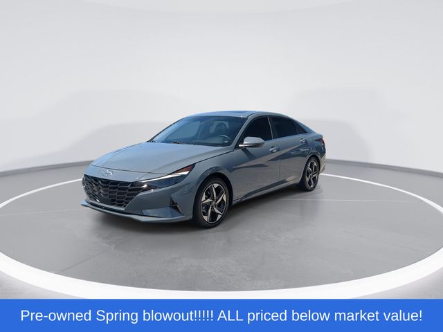 Used 2023 Electric Shadow Hyundai Limited image 4