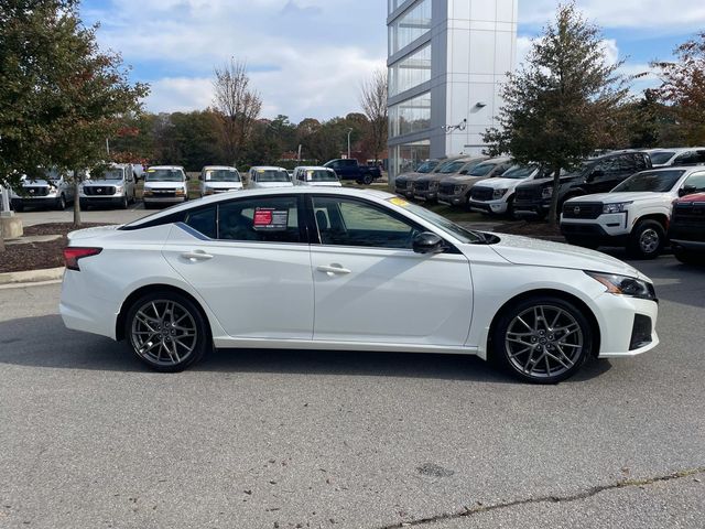 2024 Nissan Altima 2.0 SR 2