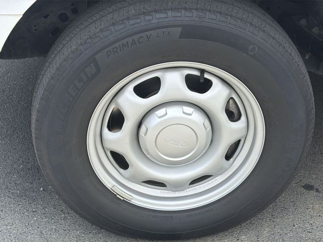 Used 2021 White Ford XL image 9