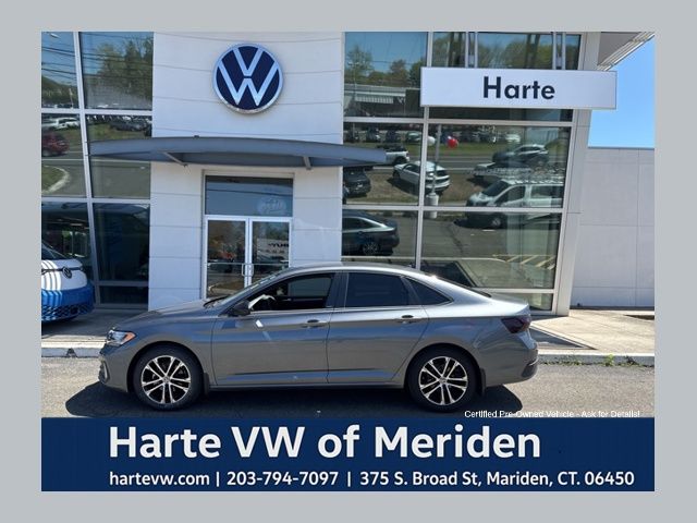 Platinum Gray Metallic 2023 Volkswagen Jetta Sedan Front-Wheel Drive 8-Speed Automatic