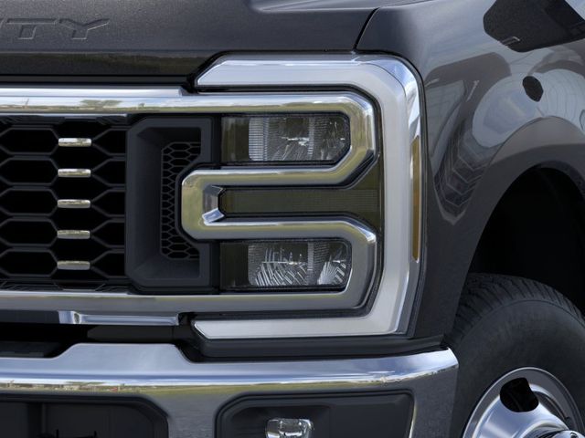 New 2026 Black Ford Lariat image 18
