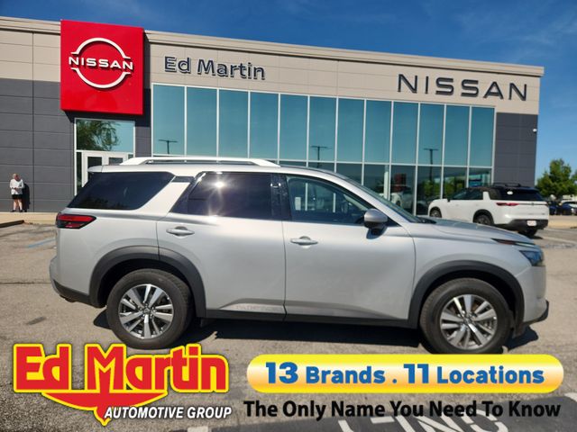 Brilliant Silver Metallic 2025 Nissan Pathfinder SUV / Crossover All-Wheel Drive 9-Speed Automatic