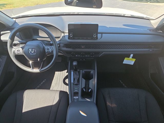 Used 2025 Platinum White Pearl Honda LX image 10