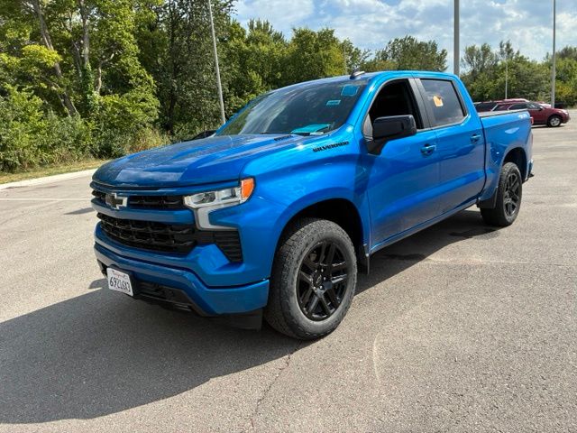 Used 2023 Blue Chevrolet RST image 3