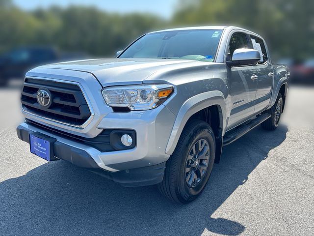  2022 Toyota Tacoma SR5 V6 Double Cab 4WD   