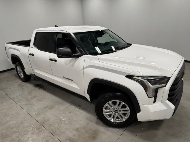 2024 Toyota Tundra SR5 photo
