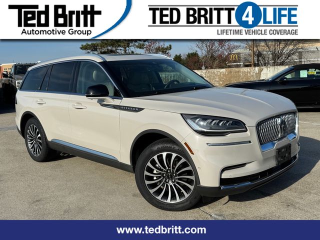 Pearl Metallic 2022 Lincoln Aviator Reserve AWD SUV / Crossover All-Wheel Drive Automatic