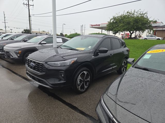 Used 2025 Black Ford ST-Line Elite image 2
