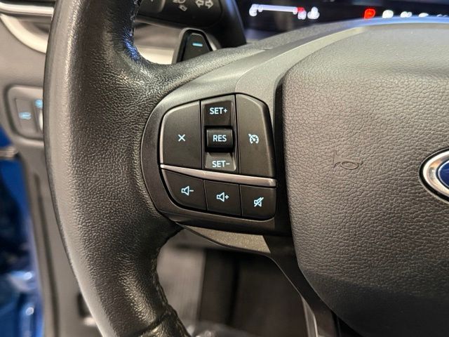 Used 2020 Blue Ford XLT image 14