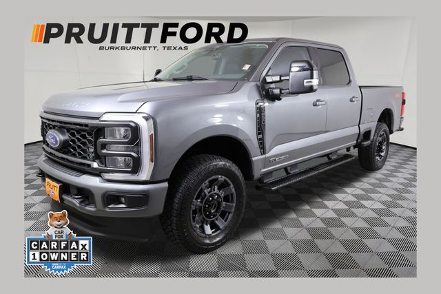 Gray Metallic 2024 Ford F-250 Super Duty Lariat Crew Cab 4WD Pickup Truck Four-Wheel Drive Automatic