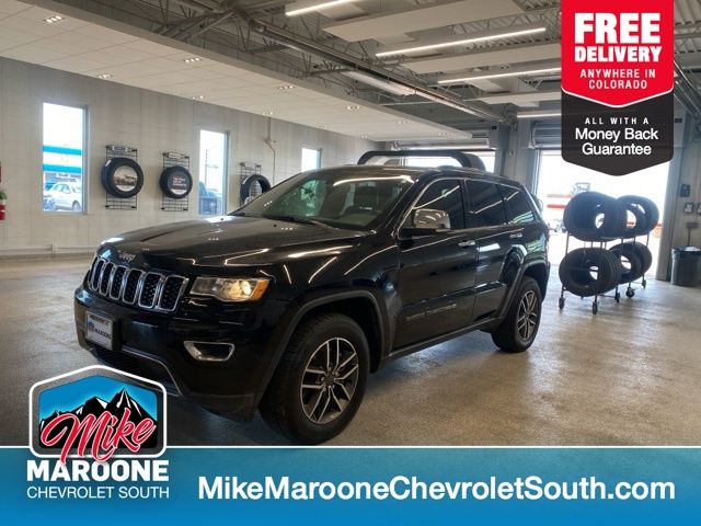 Diamond Black Crystal Pearlcoat 2022 Jeep Grand Cherokee SUV / Crossover Four-Wheel Drive 8-Speed Automatic
