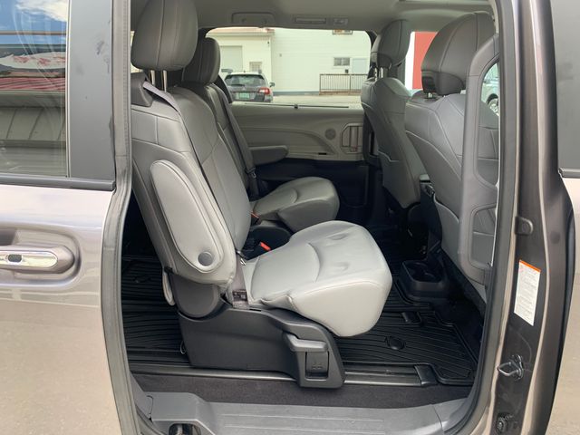 Used 2024 Toyota Sienna Van