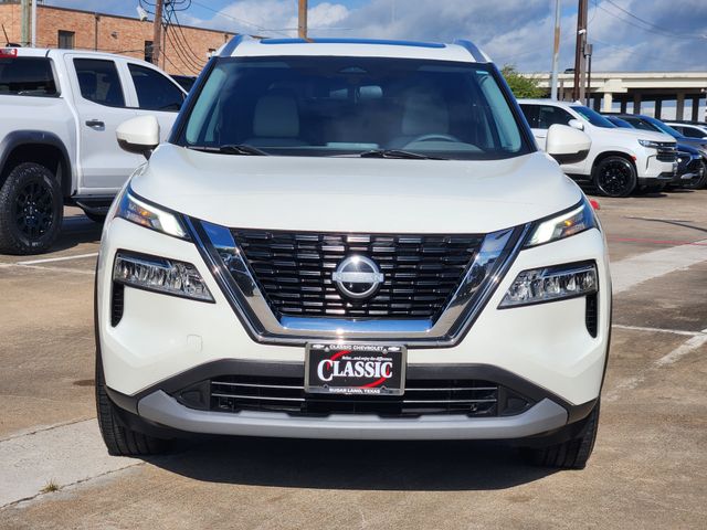 2022 Nissan Rogue SV - 1