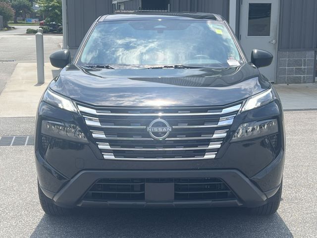 Used 2025 Black Nissan S image 16