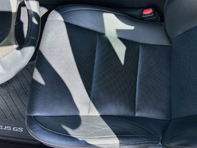 Used 2015 Red Lexus 350 image 19