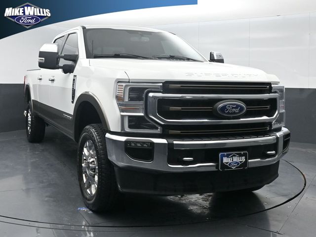 Star White Metallic Tri-Coat 2021 Ford F-250 Super Duty King Ranch Crew Cab 4WD Pickup Truck Four-Wheel Drive Automatic