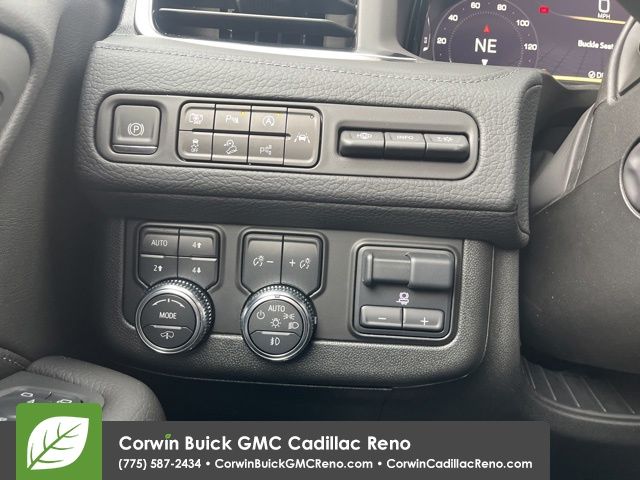 2024 GMC Yukon Denali 9