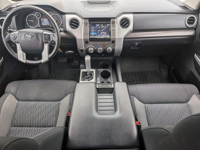 2015 Toyota Tundra - Image 27