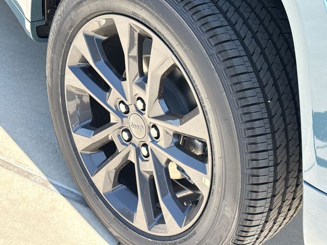 New 2026 Jeep Grand Cherokee SUV