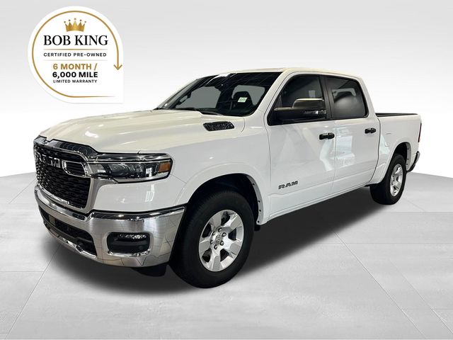 Bright White Clearcoat 2025 RAM 1500 Big Horn Crew Cab 4WD Pickup Truck Four-Wheel Drive 8-Speed Automatic